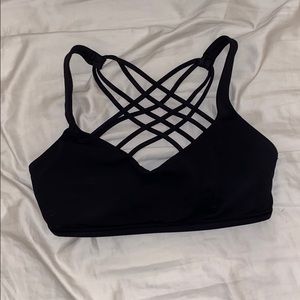 lululemon Free to Be *Wild Bra Size 4 Black